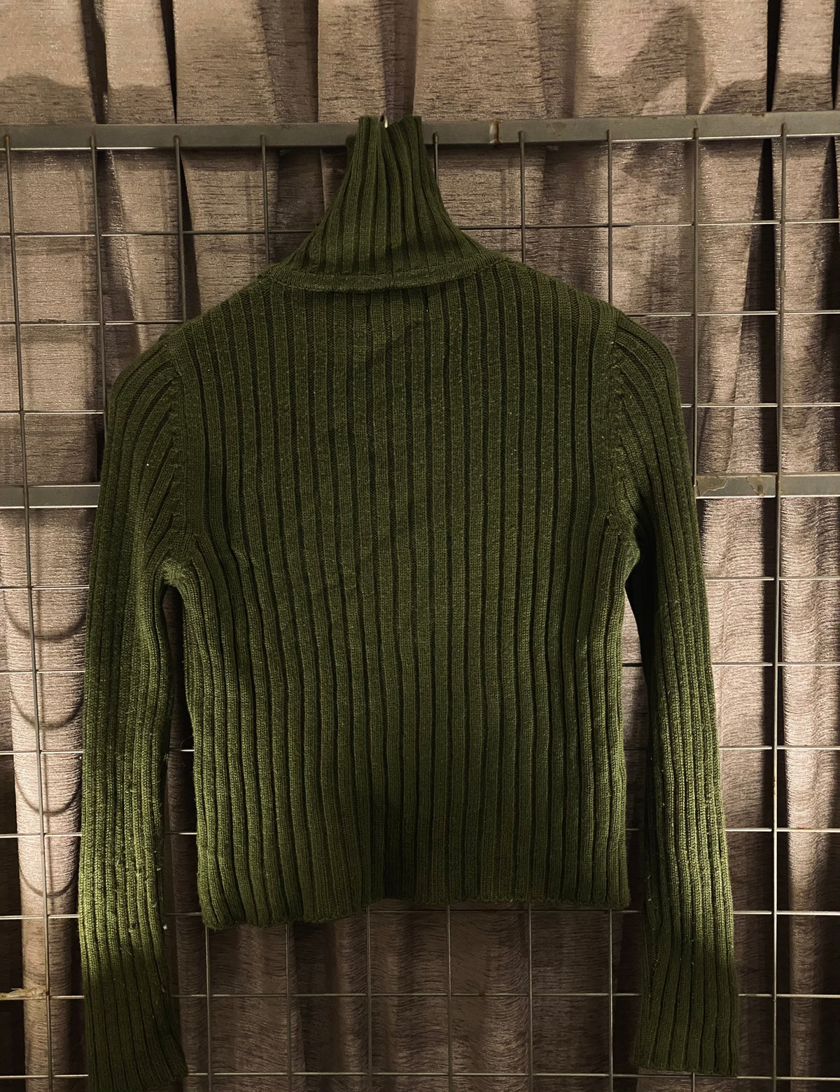 VKH041- DIESEL GREEN TURTLE NECK