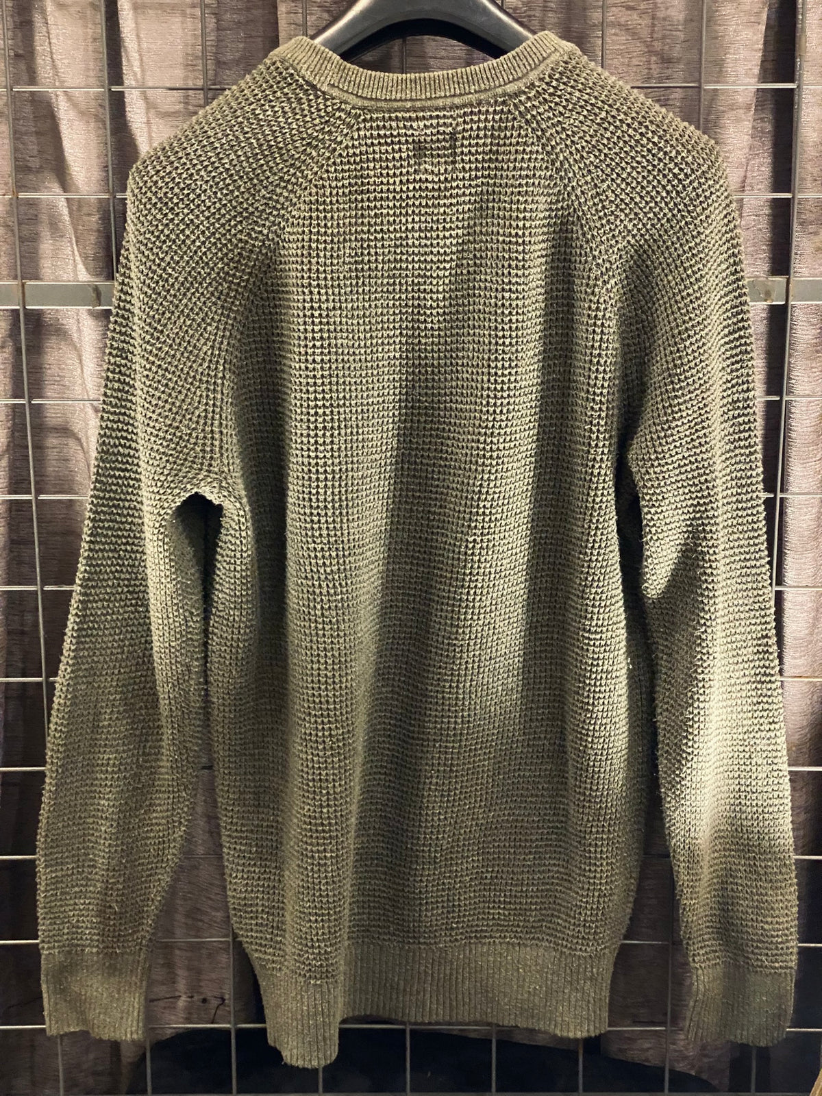 VKH048- GAP GREEN SWEATER
