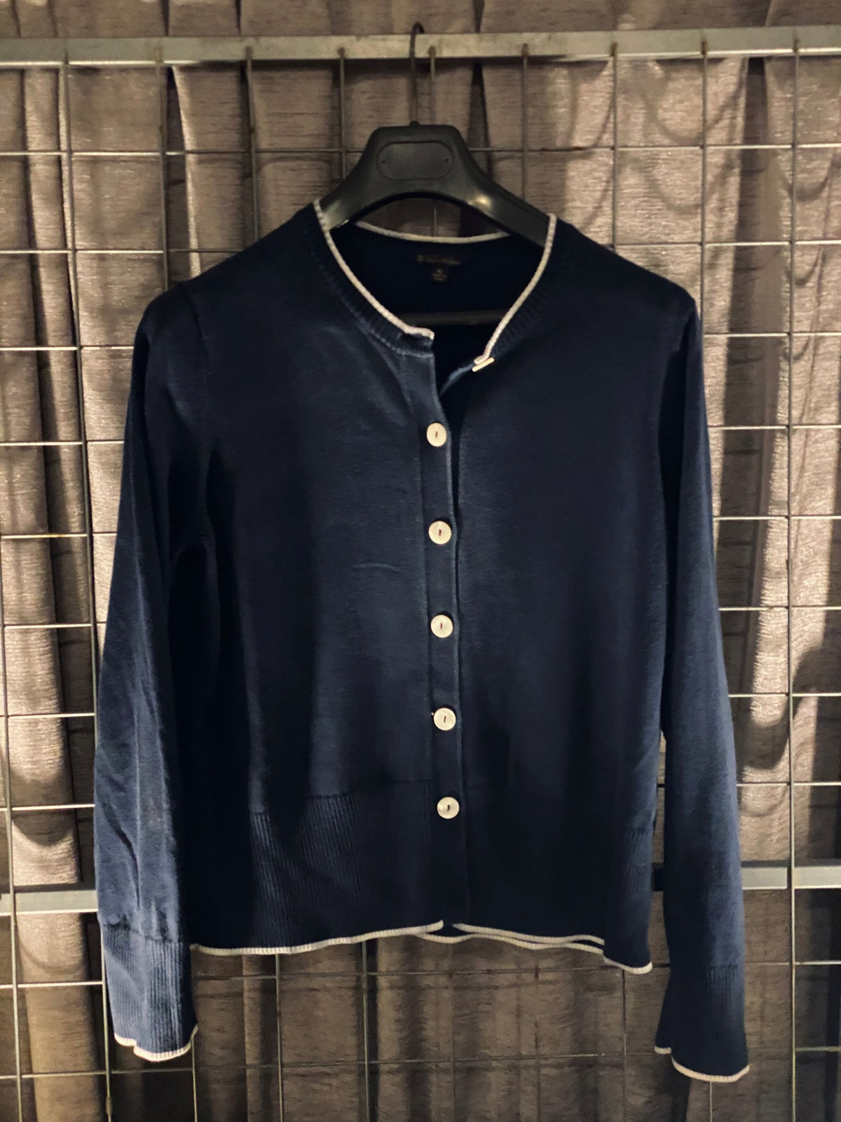 VKH034- BROOKS BROTHER BLUE N WHITE CARDIGAN