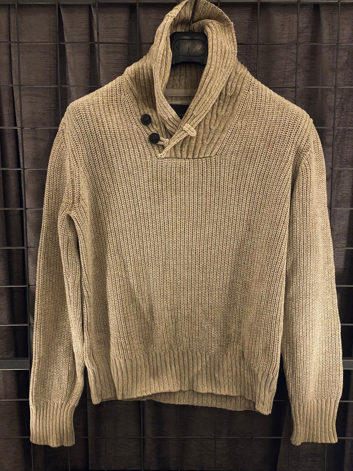 VKH042- BEIGE LOGG OPEN COLLAR SWEATER