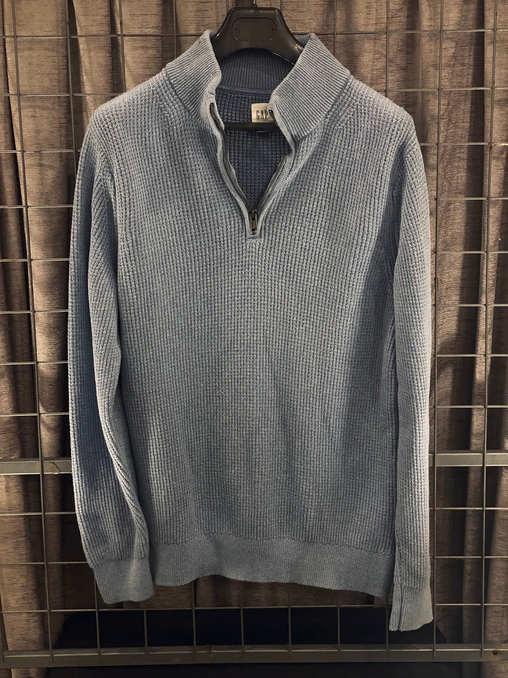 VKH026- GAP ICED BLUE ZIPPER