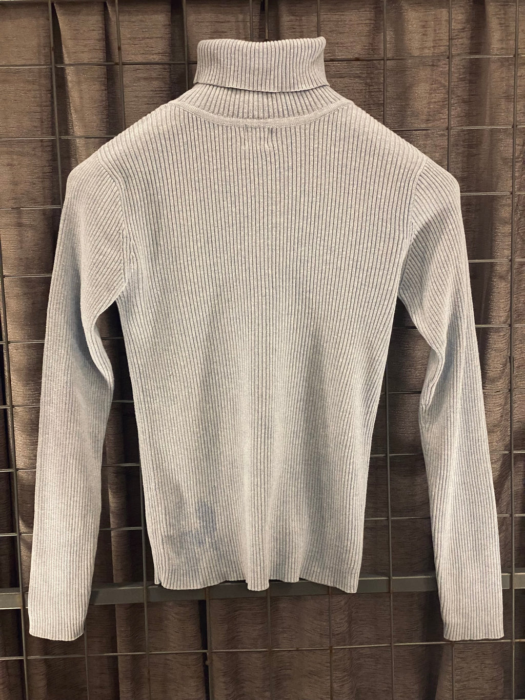 VKH049- GAP ICE BLUE TURTLE NECK