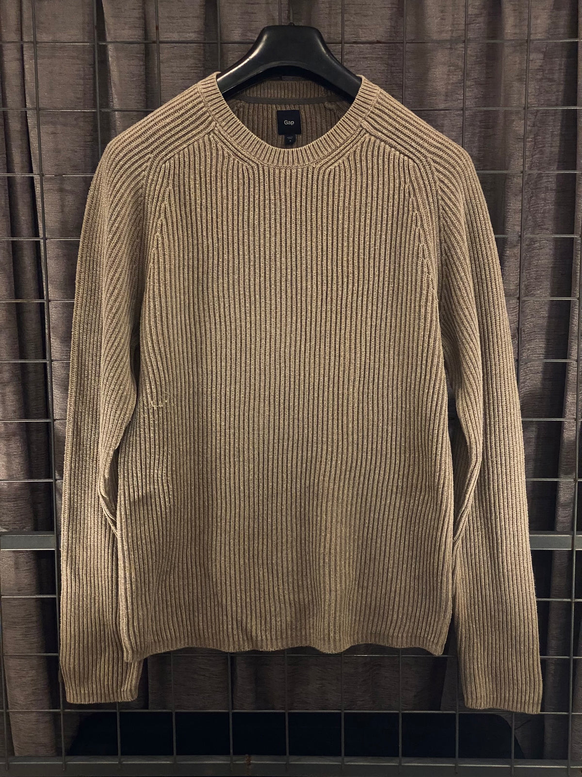 VKH031- GAP BEIGE KNIT SWEATER