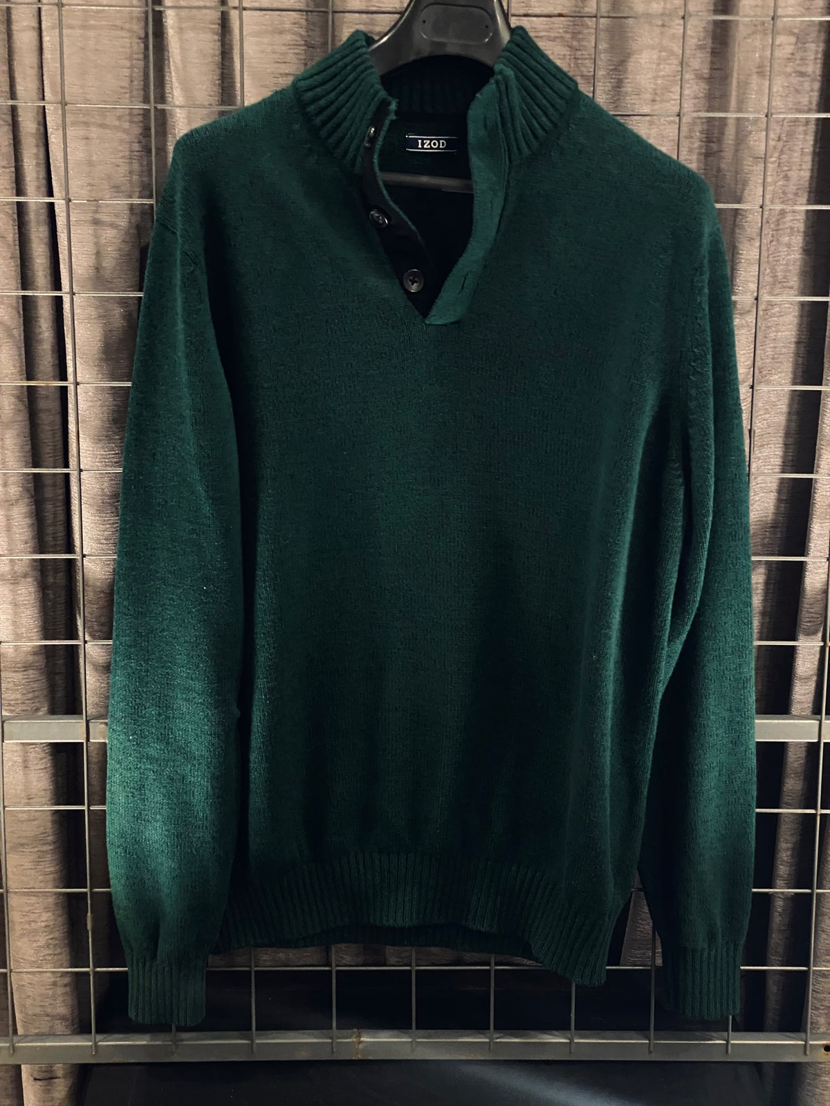 VKH005- IZOD GREEN COLLAR SWEATER