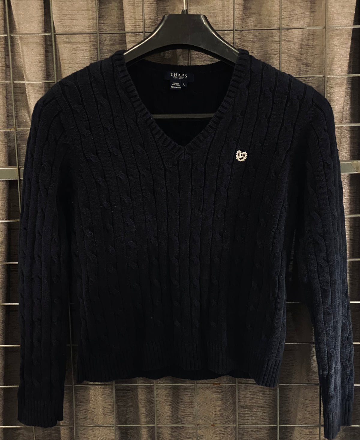 VKH005- CHAPS NAVY BLUE V-NECK SWEATER